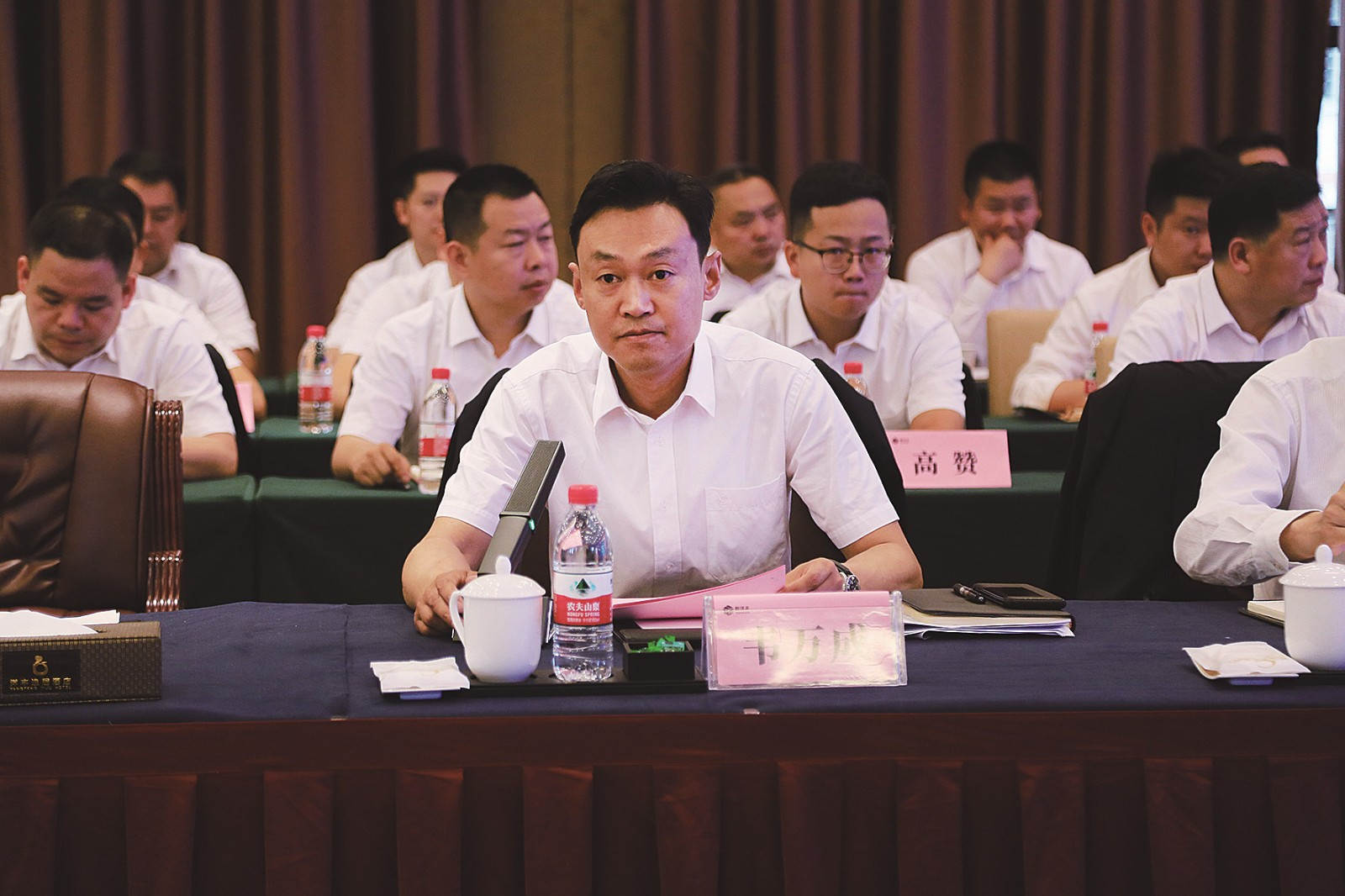 韦万成主持会_副本.jpg